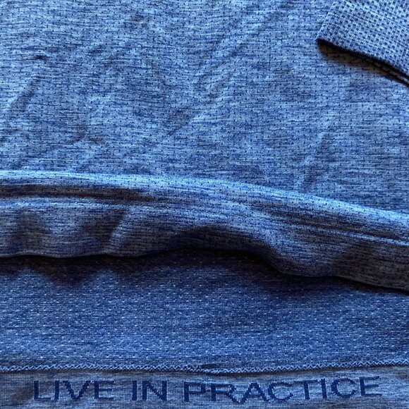 Lululemon Metal Vent Tech 2.0 Long Sleeve Gym Shirt Mens XS Iron Blue EUC - Picture 2 of 7